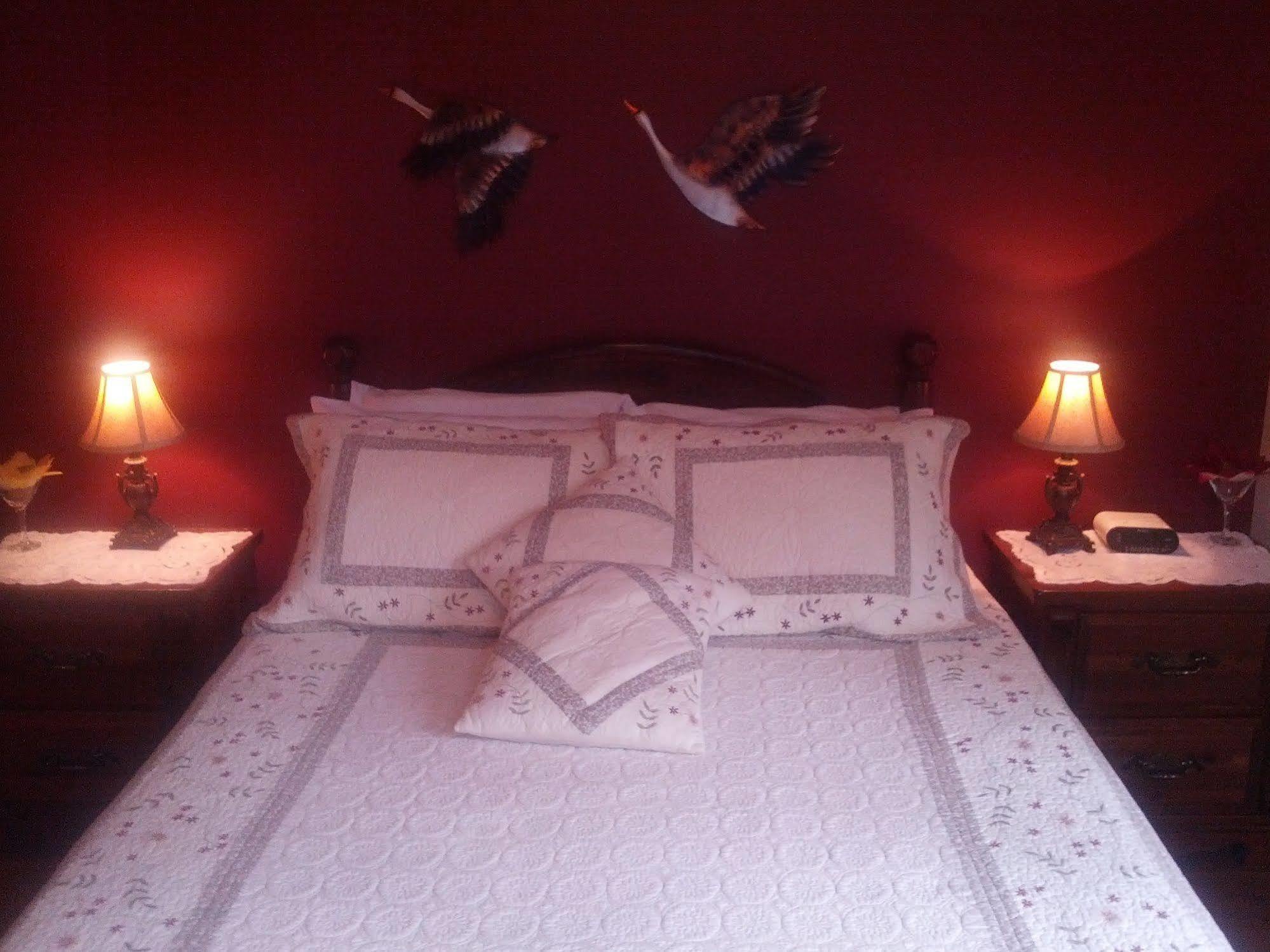 La Petite Douceur Bed & Breakfast Lac Superieur Exterior photo
