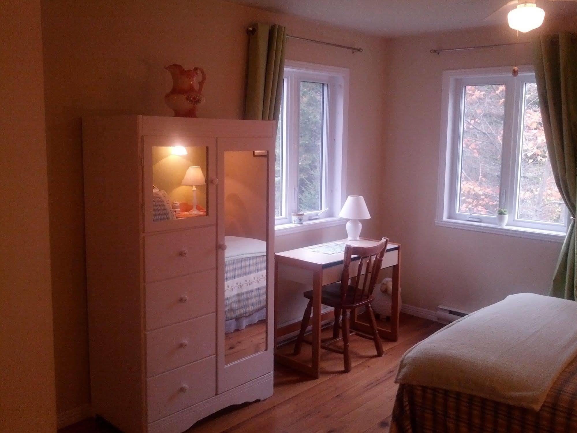 La Petite Douceur Bed & Breakfast Lac Superieur Exterior photo