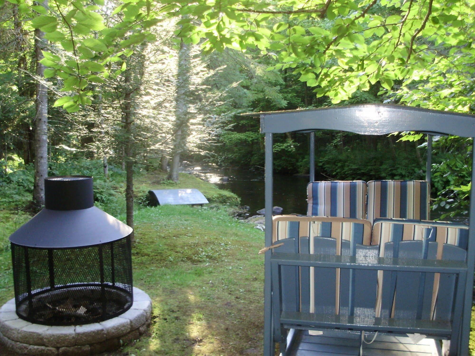 La Petite Douceur Bed & Breakfast Lac Superieur Exterior photo